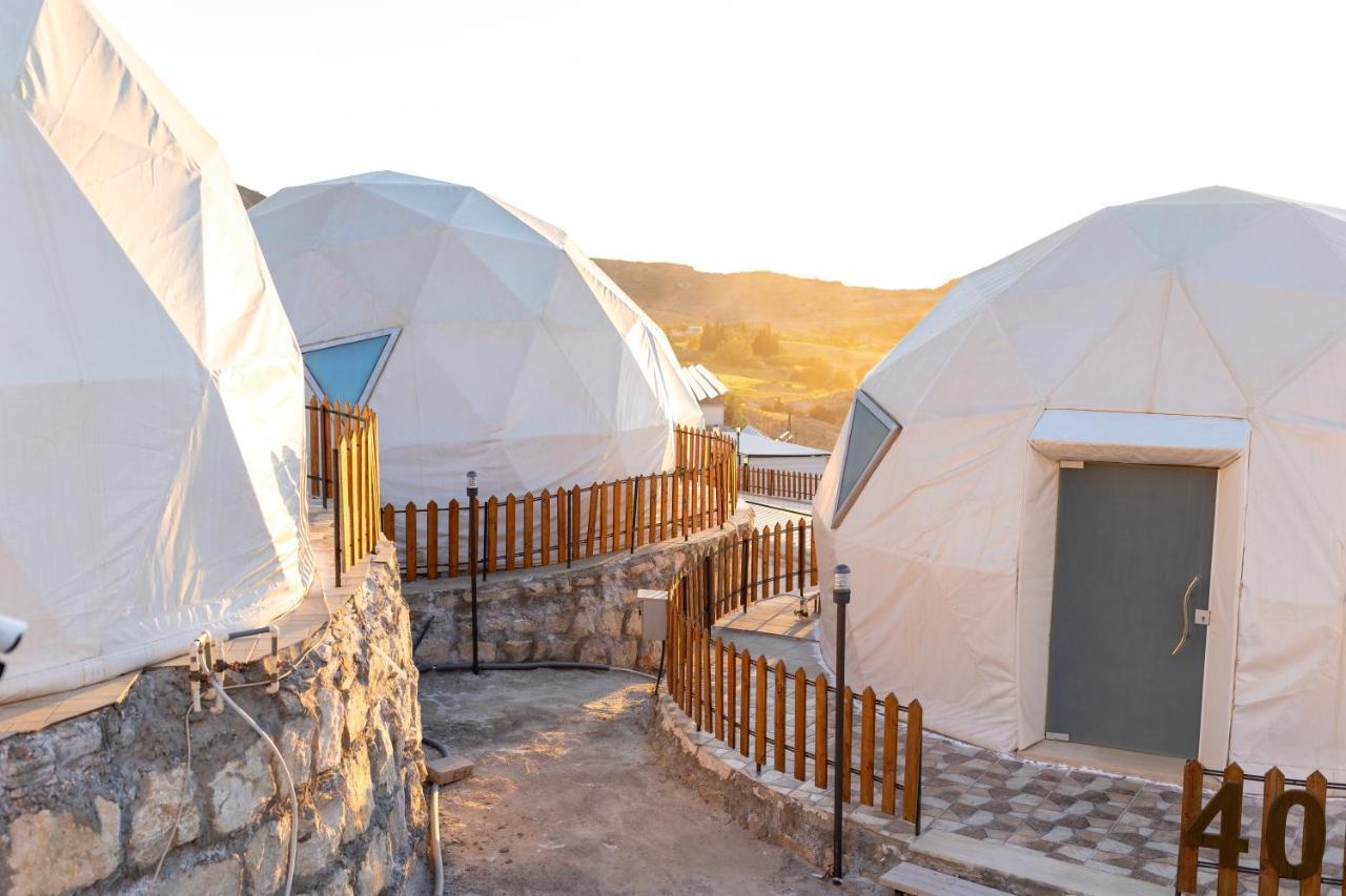 Hotel The Rock Camp Petra Wadi Musa Esterno foto