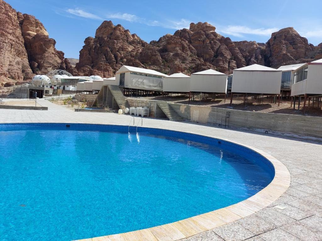 Hotel The Rock Camp Petra Wadi Musa Esterno foto